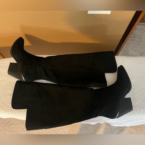 Zodiac faux suede boots - Picture 4 of 7